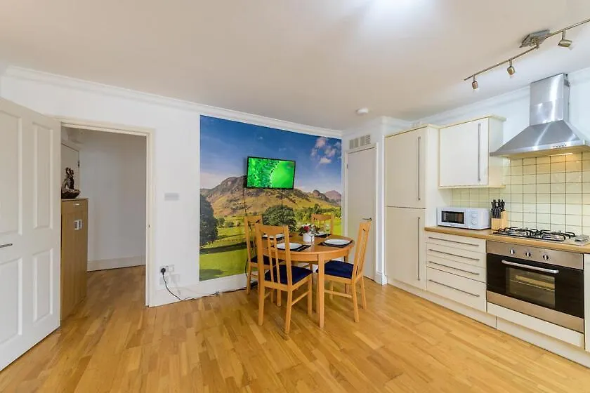 Spectacular 3 Bed In Blackheath London 0*,  United Kingdom