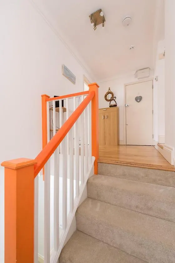 Spectacular 3 Bed In Blackheath London Apartment