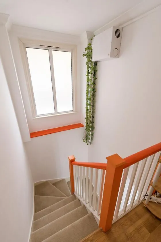 Spectacular 3 Bed In Blackheath London